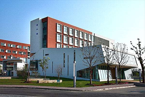 德瑞亞空壓機(jī)應(yīng)用于上海寶山工程科技園區(qū)，助力實(shí)業(yè)騰飛