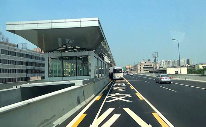 德瑞亞空壓機(jī)助力城市快速公交系統(tǒng)，節(jié)能無(wú)止盡